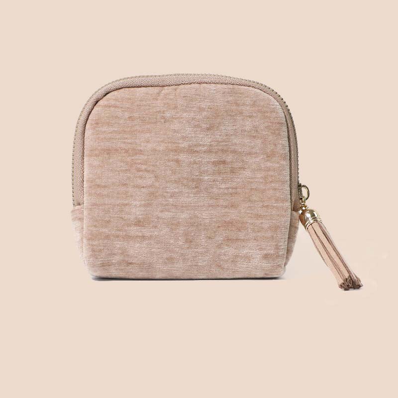 💖2025 Reisesmykkeskrin